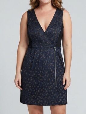 Marc by Marc Jacobs Jacquard Animal Print V-Neck Dress Size 6 Black